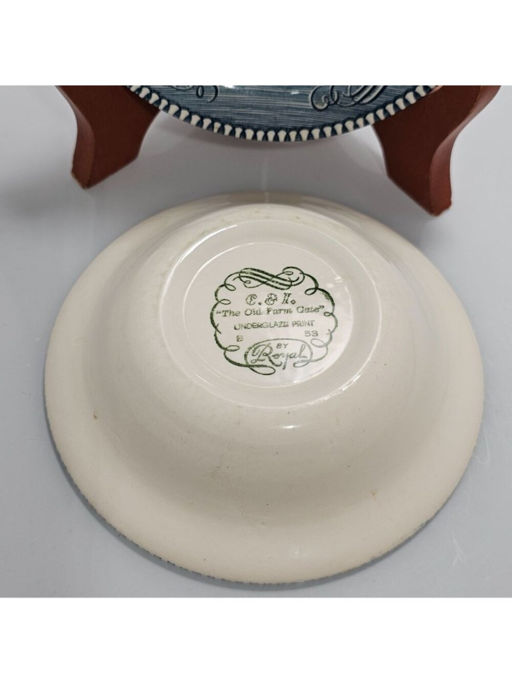 2 Currier Ives Dessert Bowl Old Farm Gate 5.5" Royal Pottery blue white made USA - Picture 5 of 7